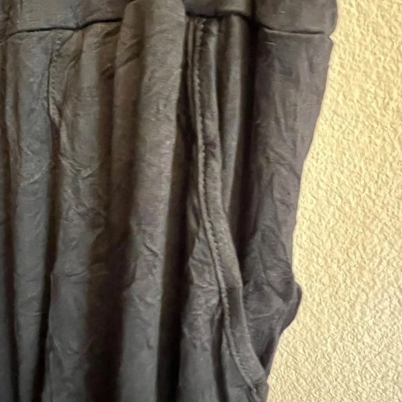 Zim & Zoe Women’s plus size 22/24 - crinkle cropped pant with side buttons - Picture 6 of 8